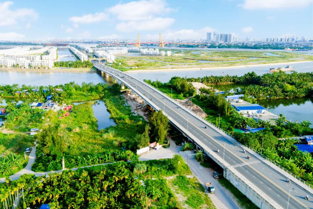 Cầu Hoàng Gia và cầu Vũ Yên 1 giúp rút ngắn khoảng cách đảo Vũ Yên với lõi đô thị cũ và trung tâm hành chính mới Thủy Nguyên