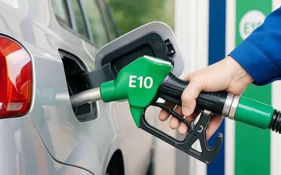 E10