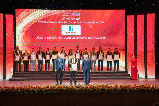 Công ty Cổ phần Tập đoàn Cơ khí công nghệ cao Siba vừa nhận giải thưởng top 500 doanh nghiệp lớn nhất Việt Nam