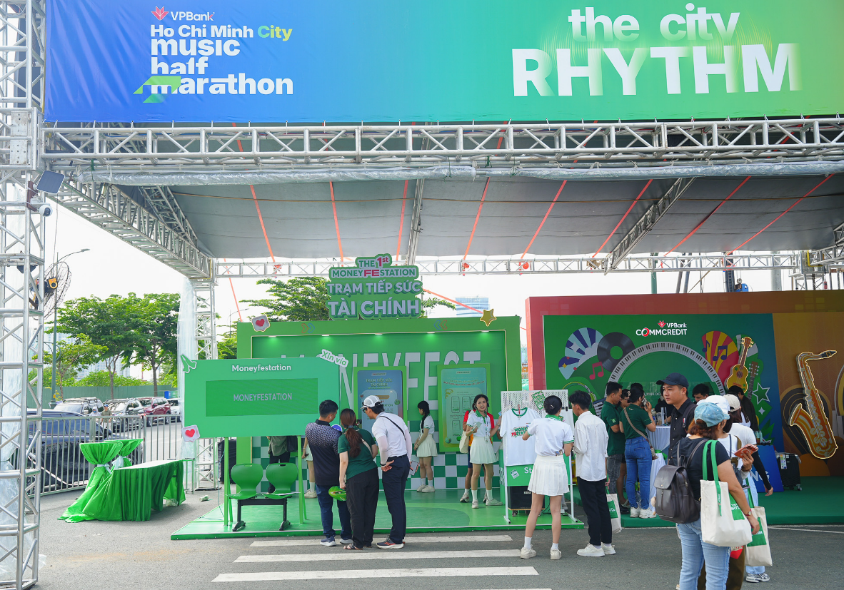 Không gian nổi bật của FE CREDIT tại VPBank Ho Chi Minh City Music Half Marathon 2026. Ảnh FE CREDIT.
