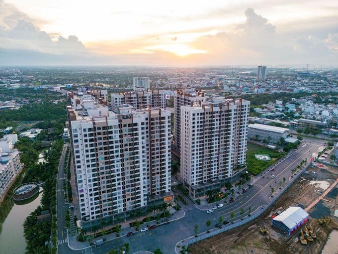 Savills dự báo trong nửa cuối năm, TPHCM sẽ có thêm khoảng 10.000 căn hộ, chủ yếu từ các khu đô thị lớn của những chủ đầu tư uy tín.