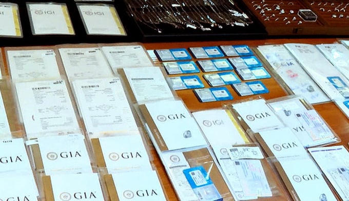 Tang vật thu giữ liên quan đến vụ án.