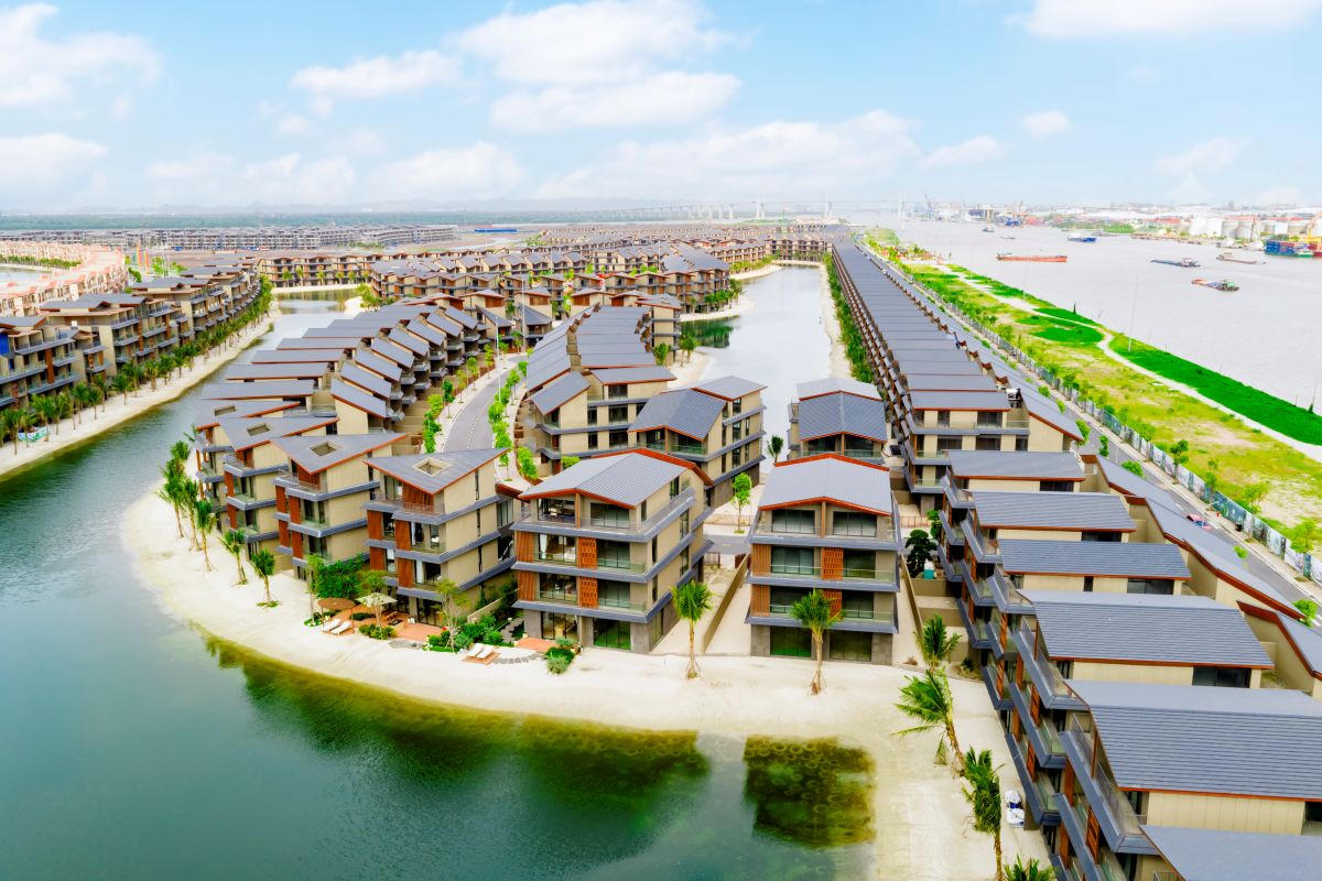 Biệt thự phong cách Nhật mang dấu ấn của kiến trúc sư đại tài Kengo Kuma (Nguồn ảnh: Vinhomes.)