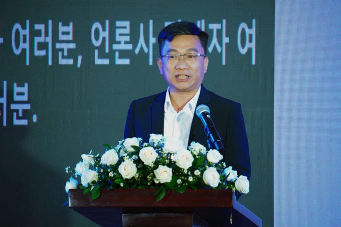 ong tuyên