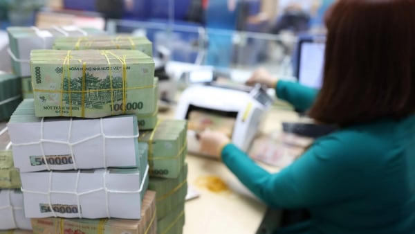 Thu ngân sách nhà nước vượt 2 triệu tỷ đồng trong 8 tháng