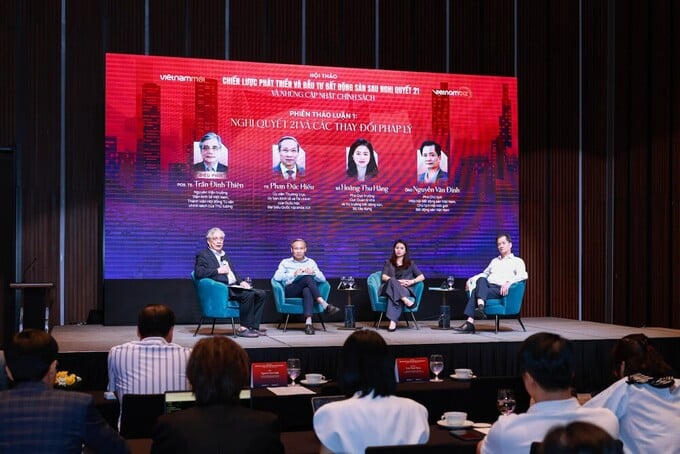 Hội thảo “Chiến lược phát triển và đầu tư bất động sản sau Nghị quyết 21 và những cập nhật chính sách” do Trang TTĐTTH Việt Nam Mới và VietnamBiz tổ chức vào sáng ngày 22/9. (Ảnh: BTC)