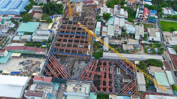 Dự án A&T Saigon Riverside đang thi công phần móng, hầm