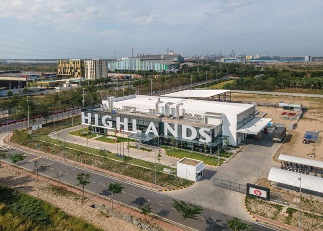 Highlands Coffee đầu tư gần 500 tỷ đồng xây dựng nhà máy rang xay, mở rộng năng lực sản xuất bên cạnh hệ thống cửa hàng.