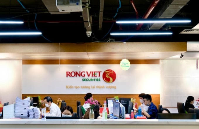Chứng khoán Rồng Việt, VTG bị xử phạt.