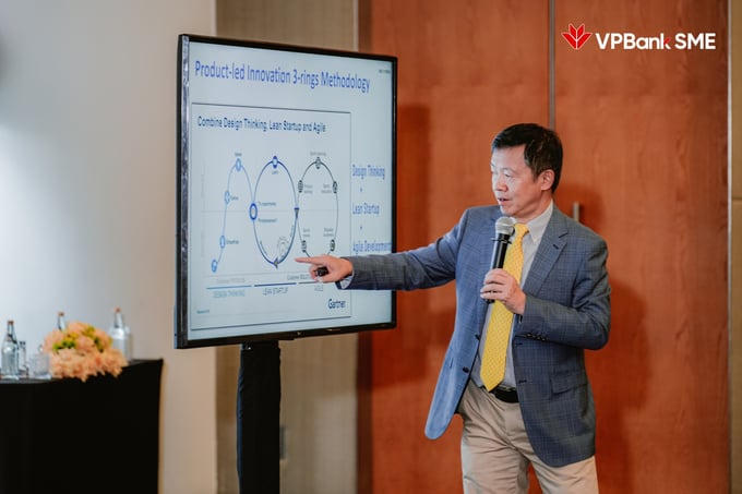 Chuyên gia Joseph Ma, chuyên gia có gần 30 năm kinh nghiệm lãnh đạo tại các tập đoàn Fortune 500 - đồng hành cùng các CEO.