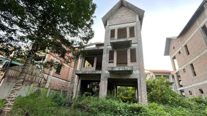 Dự án nhà ở và cho thuê khu đô thị Hà Phong xã Mê Linh bị đắp chiếu nhiều năm nay.