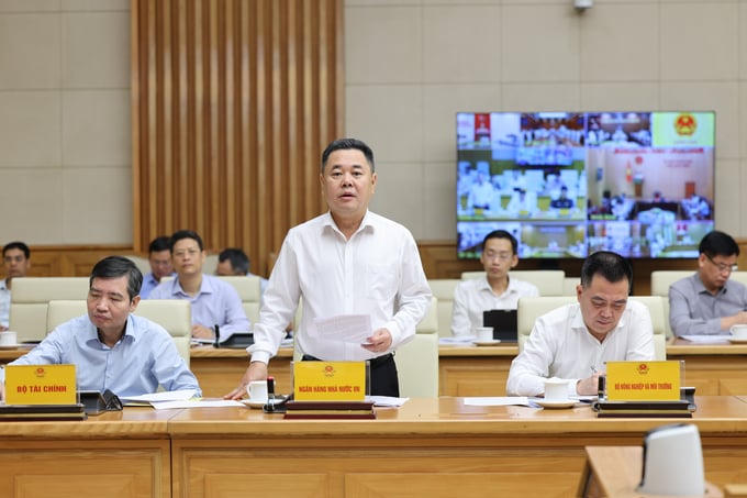 Phó Thống đốc Nguyễn Ngọc Cảnh phát biểu tại Phiên họp. (Ảnh: SBV)