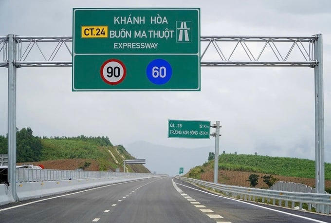Dự án cao tốc Khánh Hòa - Buôn Ma Thuột giai đoạn 1 chậm tiến độ, tỷ lệ giải ngân thấp.