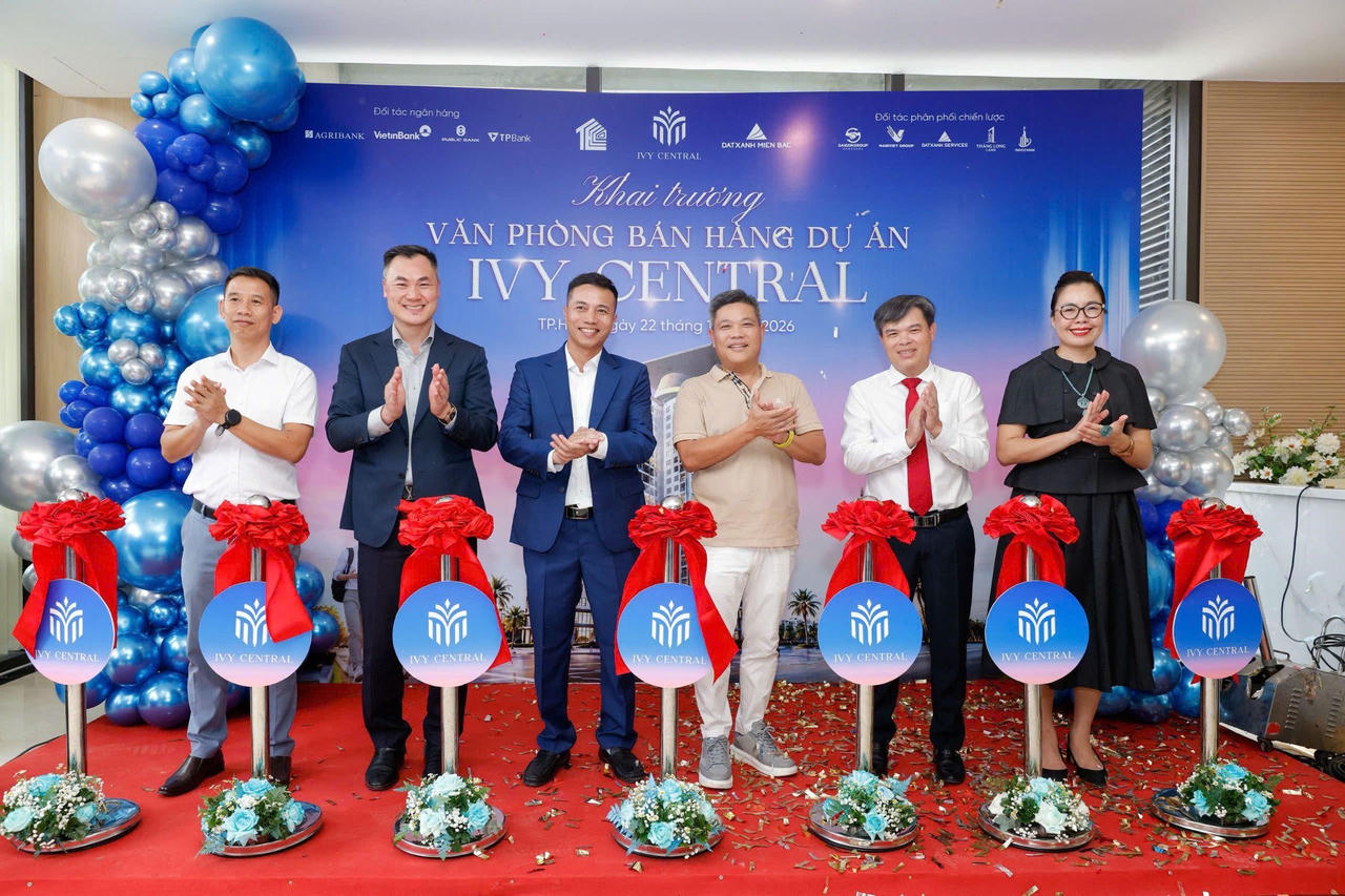 Lễ khai trương văn phòng bán hàng IVY Central
