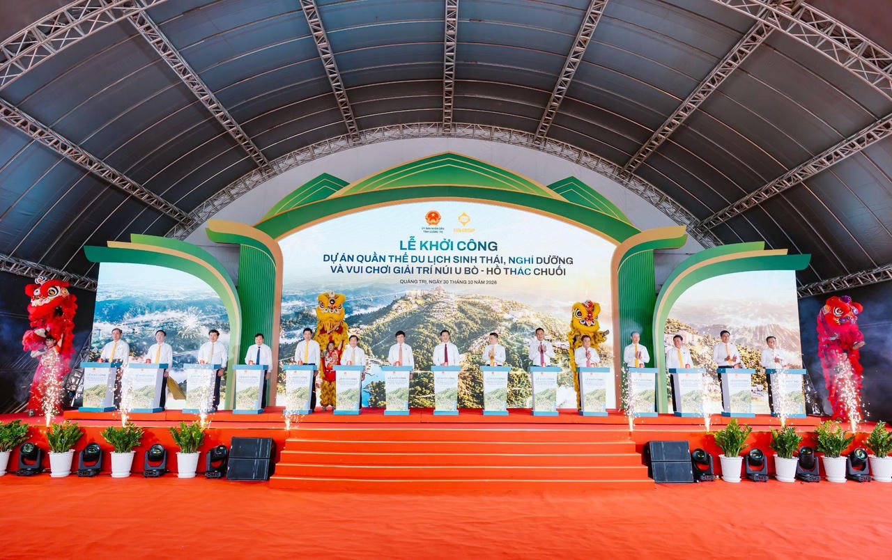 Ngày 30/10/2026, Tập đoàn Sun Group đã khởi công Quần thể du lịch sinh thái, nghỉ dưỡng và vui chơi giải trí núi U Bò – hồ Thác Chuối tổng vốn đầu tư hơn 16.234 tỷ đồng
