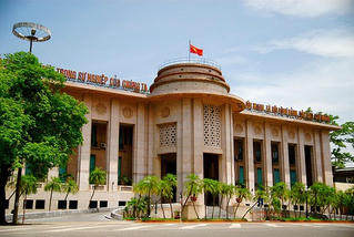 Ngân hàng giảm lãi suất, cơ cấu lại nợ cho khách hàng bị ảnh hưởng siêu bão Yagi
