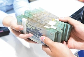 Tín dụng tăng trở lại: Bơm thêm 1,18 triệu tỷ để về đích cả năm