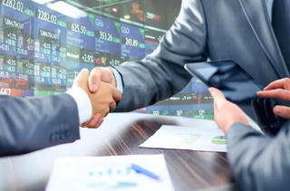 Ngân hàng hút vốn ngoại: Chờ đón những thương vụ lớn trong 2025