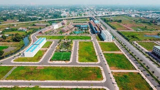 Thu tiền sử dụng đất 7 tháng chạm mốc 300 nghìn tỷ đồng, vượt dự toán 18%