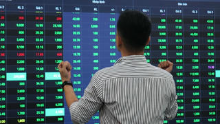 Một cổ phiếu bất động sản tăng gần 50% sau 1 tuần