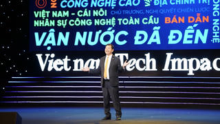 'Cơ hội chưa từng có' của Việt Nam trong mắt ông Nguyễn Duy Hưng và Trương Gia Bình