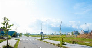 Bất động sản 24h: Đất vùng ven rao cả năm không ai mua, cò vẫn hét giá tạo sóng