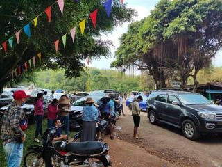Xin làm sân bay, cao tốc: Sốt đất ai chịu trách nhiệm?
