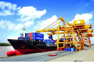 4 tháng đầu năm 2021: Tổng giá trị xuất nhập khẩu hàng hóa đạt gần 205 tỷ USD, tăng 28,5% 