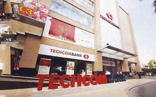 Phó Tổng Giám đốc Techcombank muốn bán 200.000 cổ phiếu TCB 