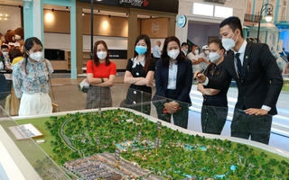Tâm lý chờ đợi vẫn đeo bám thị trường bất động sản