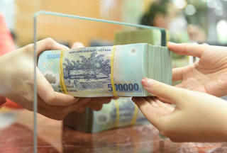 Lãi suất huy động tăng, Ngân hàng Nhà nước liên tục hút tiền về