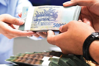 Thưởng Tết bất động sản 2022: Nơi trao xe hơi, chỗ chỉ động viên tinh thần