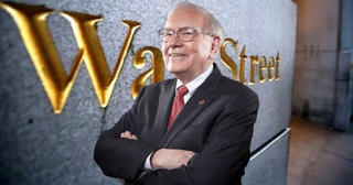 Tỷ phú Warren Buffett mạnh tay rót tiền vào lĩnh vực bất động sản và đưa ra lời khuyên quý hơn vàng