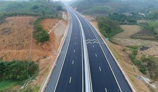 Thủ tướng yêu cầu khẩn trương xây dựng quy chuẩn về đường bộ cao tốc