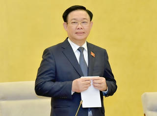 Chủ tịch Quốc hội Vương Đình Huệ: Cần tăng cường giám sát tình hình kinh tế vĩ mô
