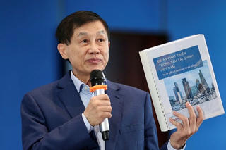 Vua hàng hiệu Johnathan Hạnh Nguyễn muốn tài trợ quy hoạch trung tâm tài chính kinh tế ở TP Thủ Đức