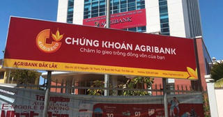 Chứng khoán Agribank bêu tên hàng loạt khách hàng có nợ xấu hàng chục tỷ đồng