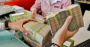 Năm 2023, gói chính sách tiền tệ hướng dòng tiền vào các kênh đầu tư thực chất