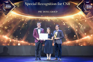 PropertyGuru Vietnam vinh danh Phú Đông Group vì những đóng góp cho xã hội