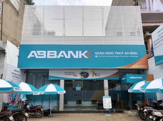 Cổ phiếu về sát mệnh giá, ngân hàng ABBank muốn tăng vốn trên thị trường chứng khoán có dễ?