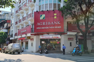 Sau 14 năm Agribank vẫn 'lỡ nhịp' cổ phần hóa: Vì sao?