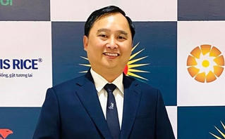 Liên tiếp ‘thâu tóm’ các doanh nghiệp niêm yết trên sàn chứng khoán, Louis Holdings của ông Đỗ Thành Nhân đang toán tính gì?