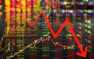Áp lực bán tại vùng đỉnh cũ khiến VN-Index hụt hơi, đảo chiều