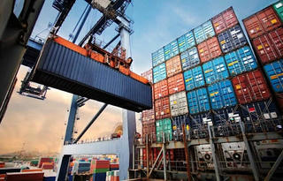 Doanh nghiệp gặp khó với logistics