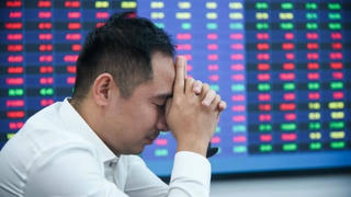 VN-Index giảm 24 điểm, lực cầu bắt đáy xuất hiện cuối phiên