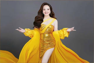 Hoàng Hường vừa bị khởi tố là ai?