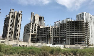 Tồn kho bất động sản lớn là “núi nợ” đè lên vai doanh nghiệp?