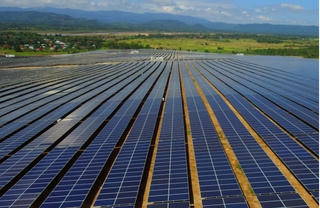 Giá điện tái tạo mới gây hụt hẫng nhưng giúp giải phóng dòng tiền, doanh nghiệp nào hưởng lợi?