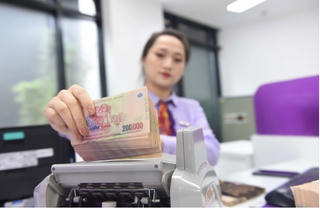 Tăng room thêm 200 nghìn tỷ đồng, vay vốn vẫn không dễ hơn