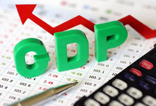 ADB: Áp lực từ bên ngoài, dự báo tăng trưởng GDP Việt Nam xuống còn 5,8%